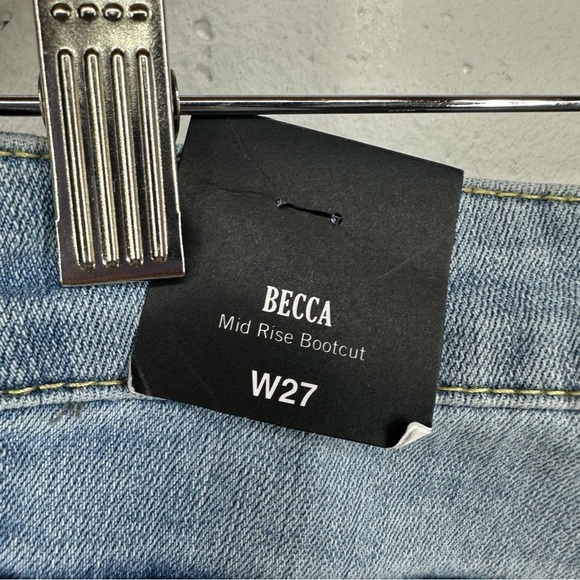 True Religion Women’s Size 27 Becca Mid Rise Bootcut Stud Stretch Jeans NEW - Picture 12 of 16